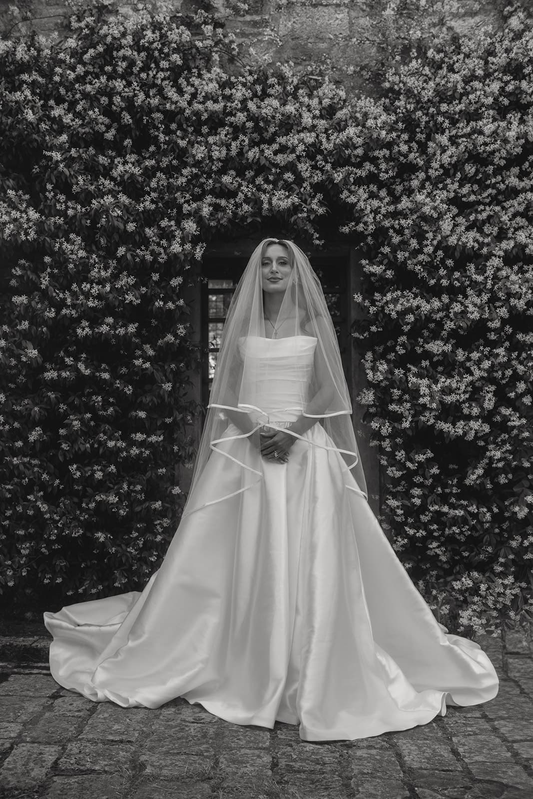 Couple at their destination wedding in Italy