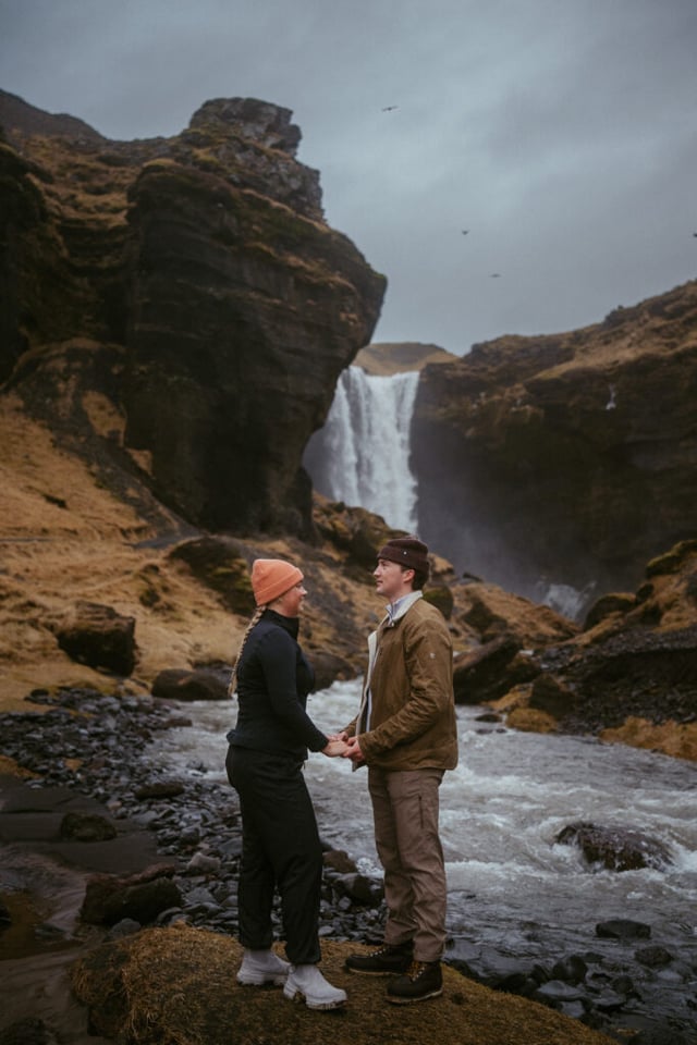 Ian & Maggie’s Surprise Winter Proposal at Kvernufoss – An Unforgettable Iceland Moment