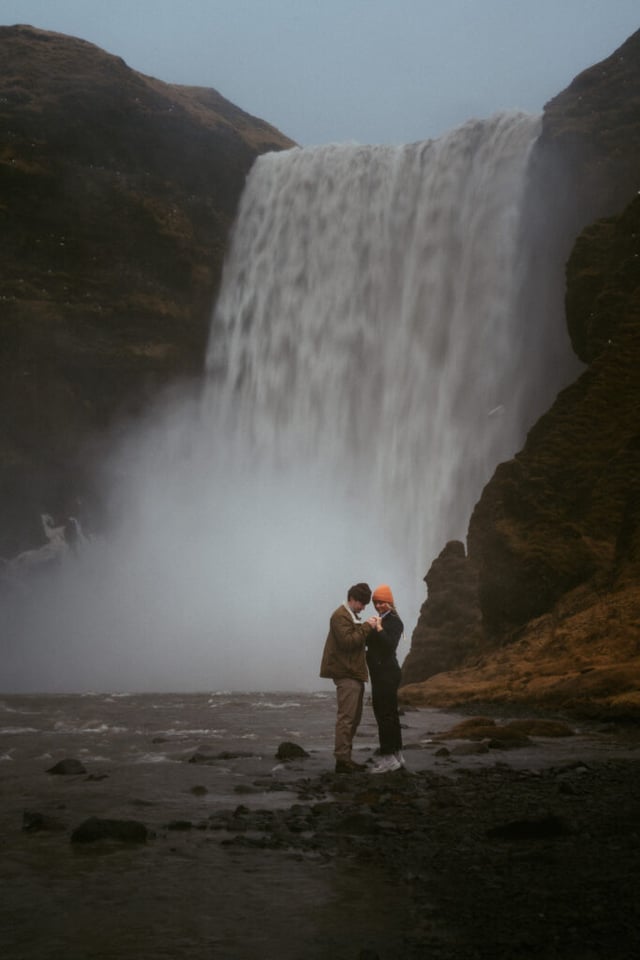 Ian & Maggie’s Surprise Winter Proposal at Kvernufoss – An Unforgettable Iceland Moment