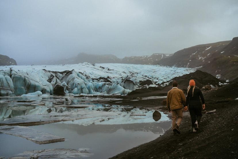 Ian & Maggie’s Surprise Winter Proposal at Kvernufoss – An Unforgettable Iceland Moment