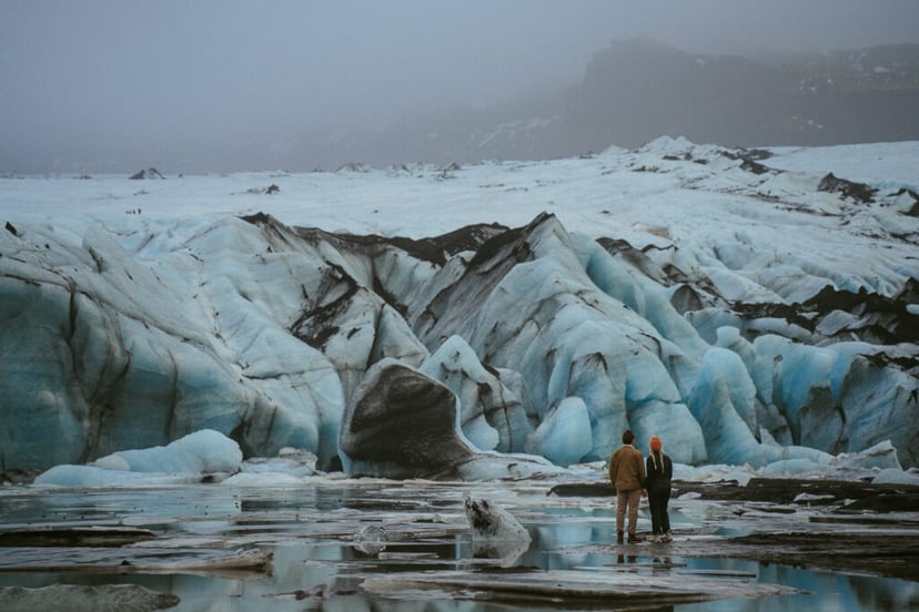 Ian & Maggie’s Surprise Winter Proposal at Kvernufoss – An Unforgettable Iceland Moment