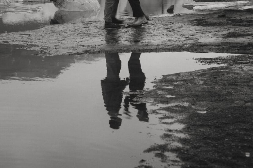 Ian & Maggie’s Surprise Winter Proposal at Kvernufoss – An Unforgettable Iceland Moment