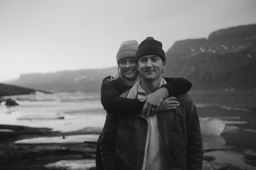 Ian & Maggie’s Surprise Winter Proposal at Kvernufoss – An Unforgettable Iceland Moment
