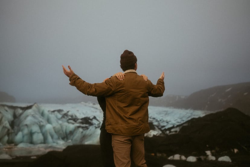 Ian & Maggie’s Surprise Winter Proposal at Kvernufoss – An Unforgettable Iceland Moment