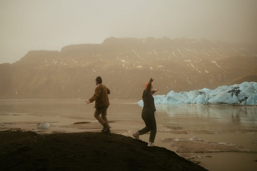Ian & Maggie’s Surprise Winter Proposal at Kvernufoss – An Unforgettable Iceland Moment