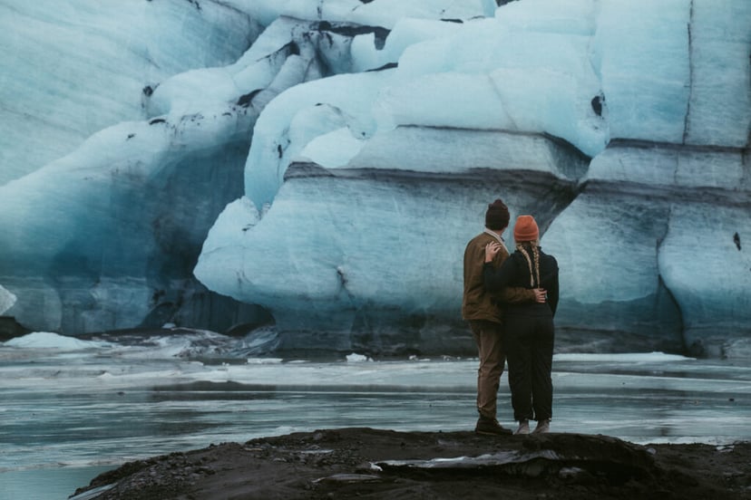 Ian & Maggie’s Surprise Winter Proposal at Kvernufoss – An Unforgettable Iceland Moment