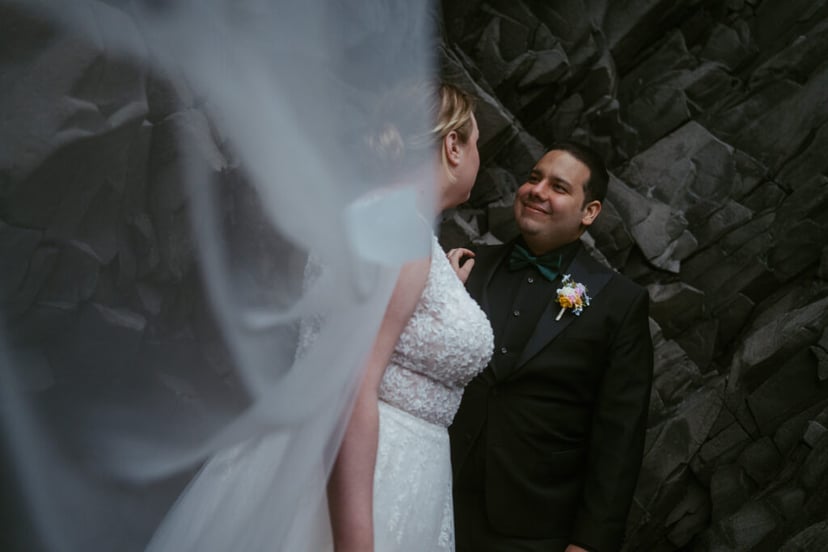 Vlada & Alejandro – Iceland Elopement in Gígjagjá + Reynisfjara