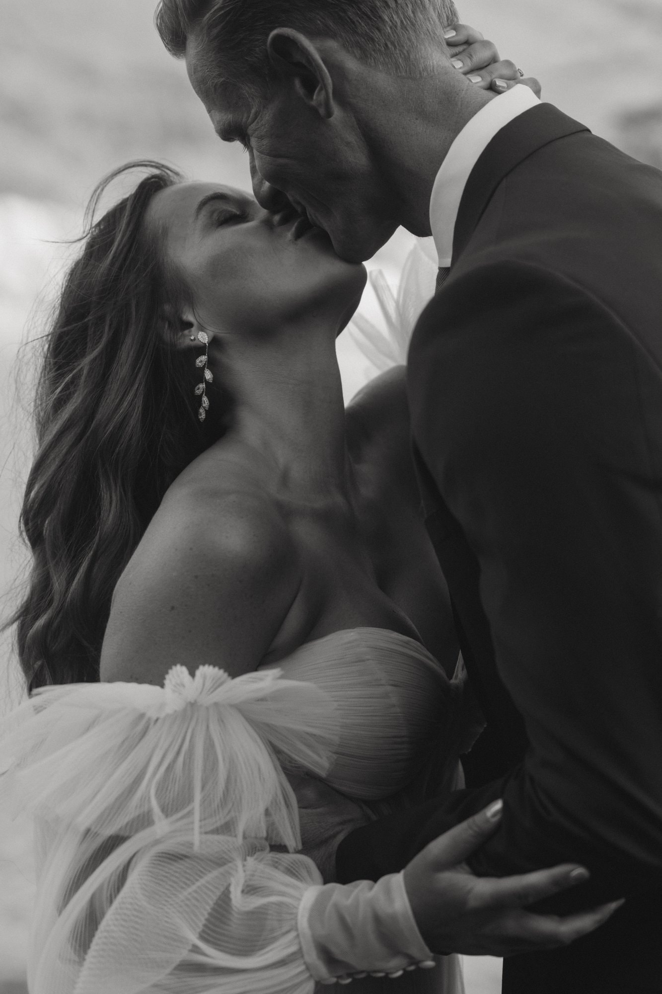Iceland elopement detail photo 3