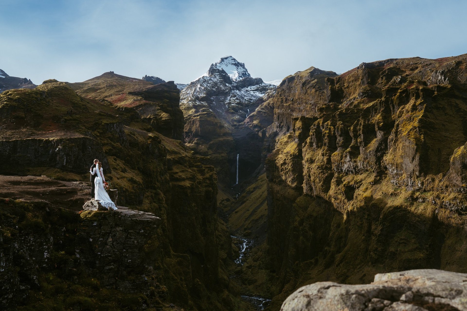 Iceland elopement ceremony