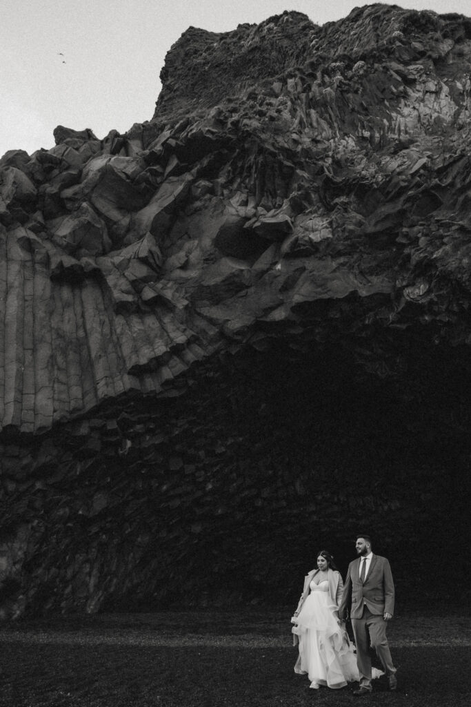 Reynisfjara beach elopement